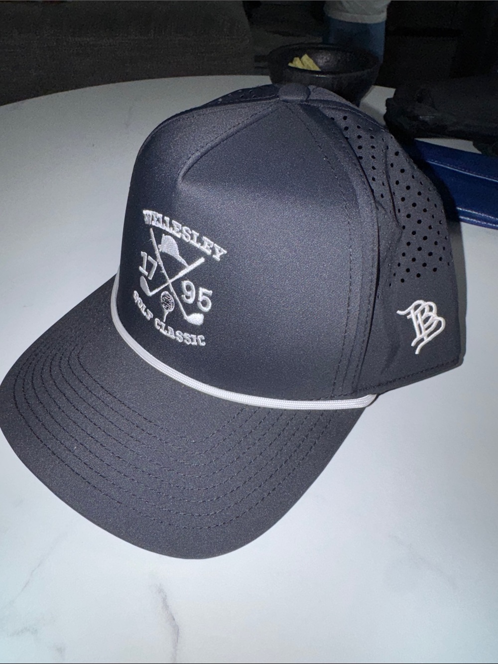 Wellesley golf Classic black Performance Golf Cap